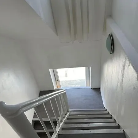 Schoene Dg Whg In Mg Zentrum Apartment Monchengladbach