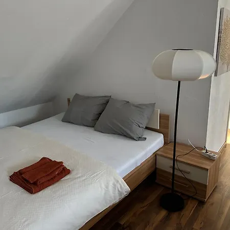 Apartment Schoene Dg Whg In Mg Zentrum Monchengladbach