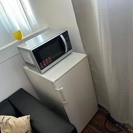 Schoene Dg Whg In Mg Zentrum Apartment Monchengladbach